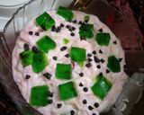 A picture of step 5 of Creamy Fruity Trifle😃😃.