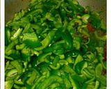 A picture of step 5 of Qeema shimla mirch #cookpadsehri.