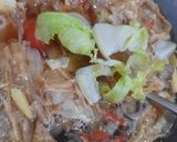 Foto langkah ke 6 dari resep Sayur Asem Pokcoy Kembang Tahu by : Jesslyn Orlane.
