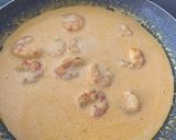 Foto del paso 3 de la receta: Tallarín de langostinos al ají amarillo