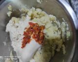 बटाटा पुरी (Batata Puri Recipe In Marathi) रेसिपी स्टेप 3 फोटो 