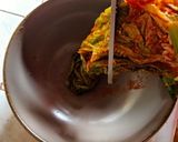 Foto langkah ke 2 dari resep Sop Ayam Tahu Kimchi.