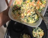 Foto langkah ke 4 dari resep Bakwan Sayur Panggang Diet.