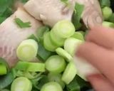 Hình bước làm 3 của món Vào bếp cùng con: cá diêu hồng hấp xì dầu và hành boa rô thơm phức