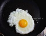 Hình bước làm 2 của món Cơm chiên chôm chôm