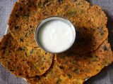 મેથીના થેપલા (Methi Thepla Recipe In Gujarati)