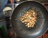 Foto del paso 1 de la receta: Fideos con Camarones con crema