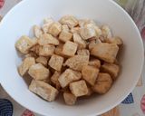 Foto langkah ke 1 dari resep Nasi Tahu Bumbu Kacang.