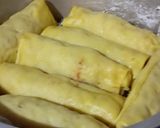 Foto langkah ke 7 dari resep Egg chicken roll.