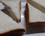 A picture of step 2 of Cream Cheese Sandwich 😋👌.