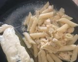 Foto del paso 1 de la receta: PENNE RIGATE con un delicioso pepino relleno rebozado de queso mozzarella