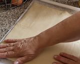 Foto del paso 2 de la receta: Bocaditos Dulces de Hojaldre (con chocolate)