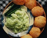 Hình bước làm 7 của món Bánh tiêu + Xôi lá dứa