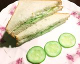 A picture of step 4 of Mayo Cucumber Sandwich.