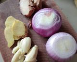 Gambar langkah 1 resipi Gulai Ikan Tenggiri.