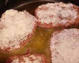 A picture of step 4 of Minute Steak & Milk Gravy.