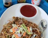A picture of step 5 of Street style chowmein.