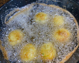 Foto del paso 4 de la receta: Guiso con Albóndigas de Bacalao de la Abuela Paqui