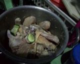 Foto langkah ke 1 dari resep Resep membuat ayam goreng untuk kluarga😋.