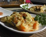 A picture of step 8 of Herb & Shiitake Cheese Omelette.