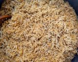 A picture of step 20 of Mandi rice (chicken mandi).