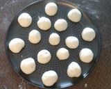 A picture of step 8 of Pita Bread.