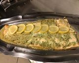 Une image de l'étape 10 de Filet de saumon sauvage en papillote au fumet de homard échalotes persil crème et citron.