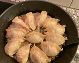 Gyoza (Pot sticker)/ recipe step 4 photo