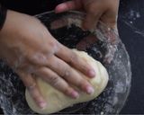 A picture of step 2 of Heart Donut.