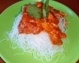 A picture of step 4 of Vermecelli Chinese noodle with red sauce.