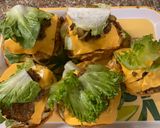 Hình bước làm 5 của món Hamburger với phô mai
