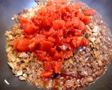 A picture of step 6 of Chili Con Carne Style Onion Meat Sauce.