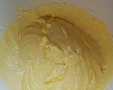 A picture of step 2 of Tiramisu with mascarpone.