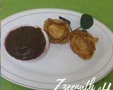A picture of step 5 of Rose Kachoris.
