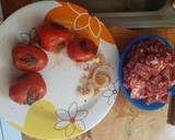 Foto del paso 1 de la receta: Bistec en salsa de tomate guaje asado