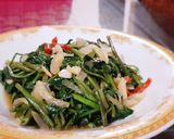 Foto langkah ke 3 dari resep Tumis Kangkung.