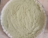 A picture of step 20 of Spinach Hummus Thin Crust Pizza with Hummus Salad.