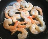 A picture of step 8 of Real Chinese-style Shrimp with Mayo (Aurora Sauce).