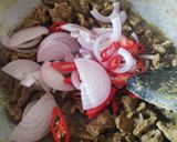 Gambar langkah 5 resipi Daging Goreng Kunyit.