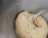 Foto del passaggio 4 della ricetta Ciambella di pane al cioccolato, mandarini e cannella 🌷