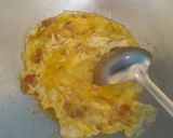 Foto langkah ke 3 dari resep Orak Arik Telur With Sambel Bawang.