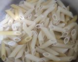 A picture of step 1 of Baked white sauce pasta.