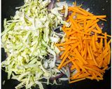 A picture of step 5 of Veg Chowmein.