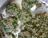 A picture of step 5 of Muth Spinach Tikkki.