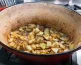 Une image de l'étape 12 de Bœuf braisé aux carottes et pommes de terre.