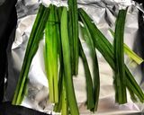 Hình bước làm 4 của món Thịt nướng rau thơm