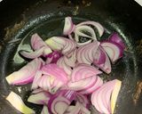 Foto del paso 3 de la receta: Salmón rosado con salsa de hongos