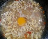 Foto langkah ke 3 dari resep Mie Kuah Kornet.