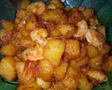 Foto langkah ke 6 dari resep Sambal goreng kentang udang.