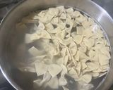 Foto del paso 6 de la receta: Fideos moñitos casero o farfalle